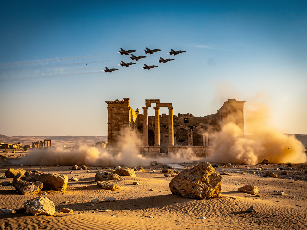 Syria Hawkeye Strike Targets ISIS in Palmyra Corridor